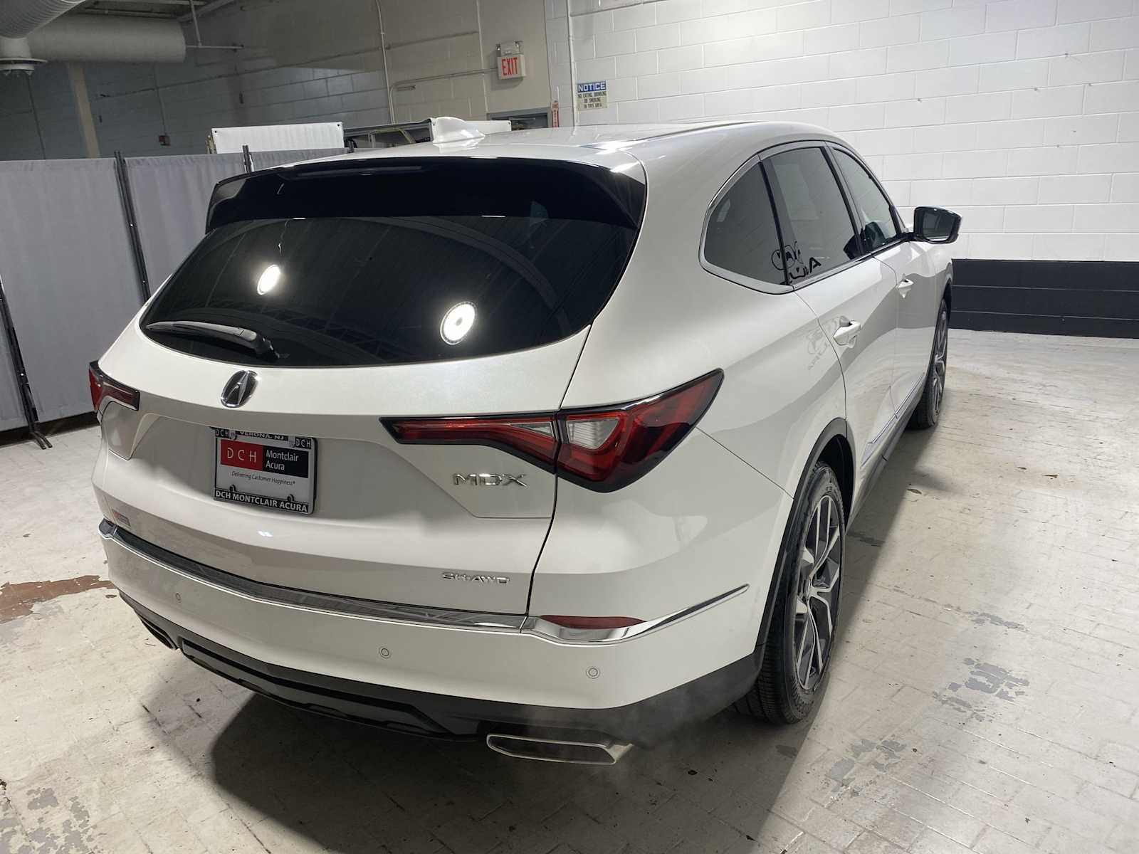 Thumbnail: 2024 Acura MDX - 26