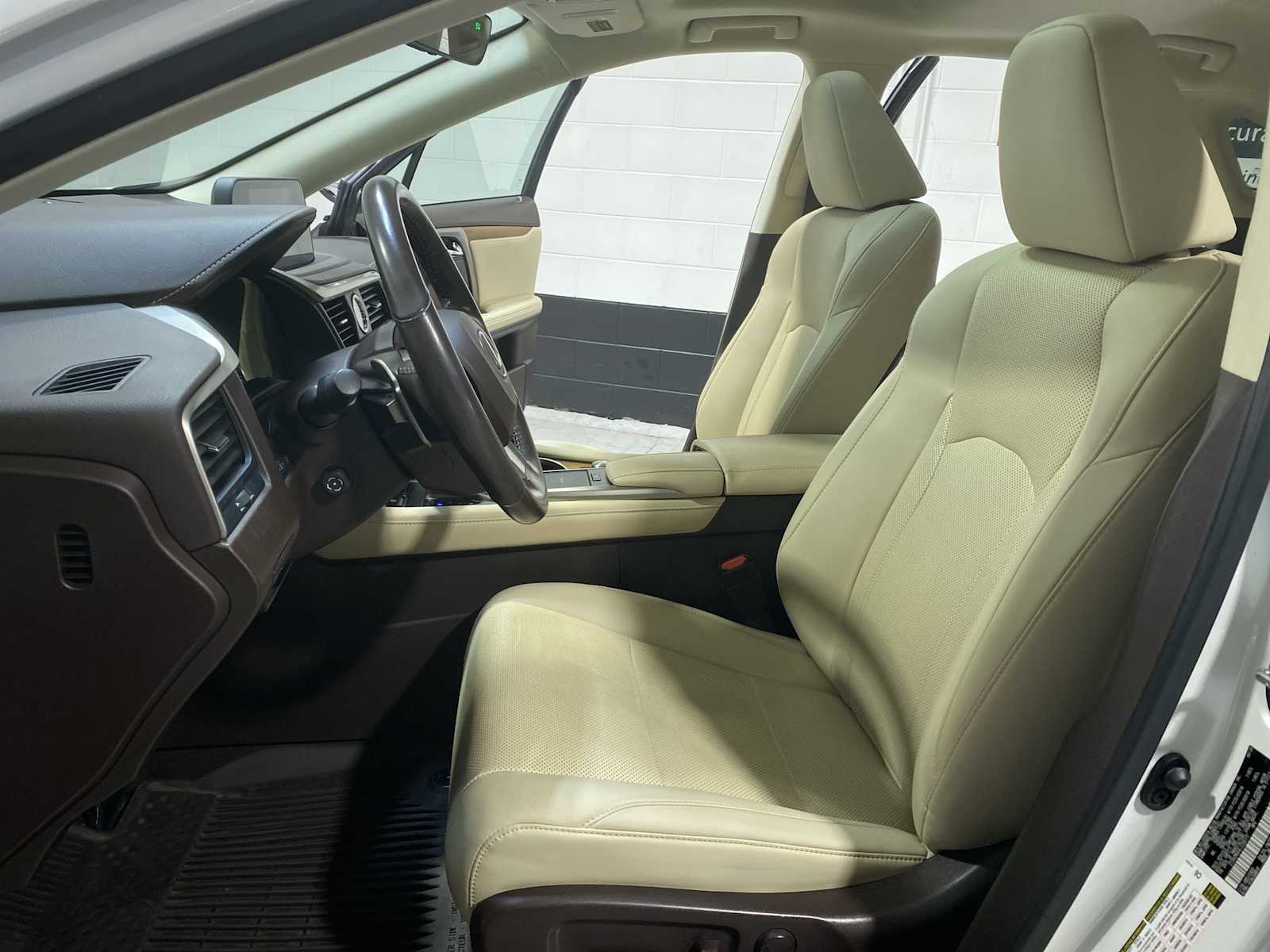 Thumbnail: 2020 Lexus RX - 11