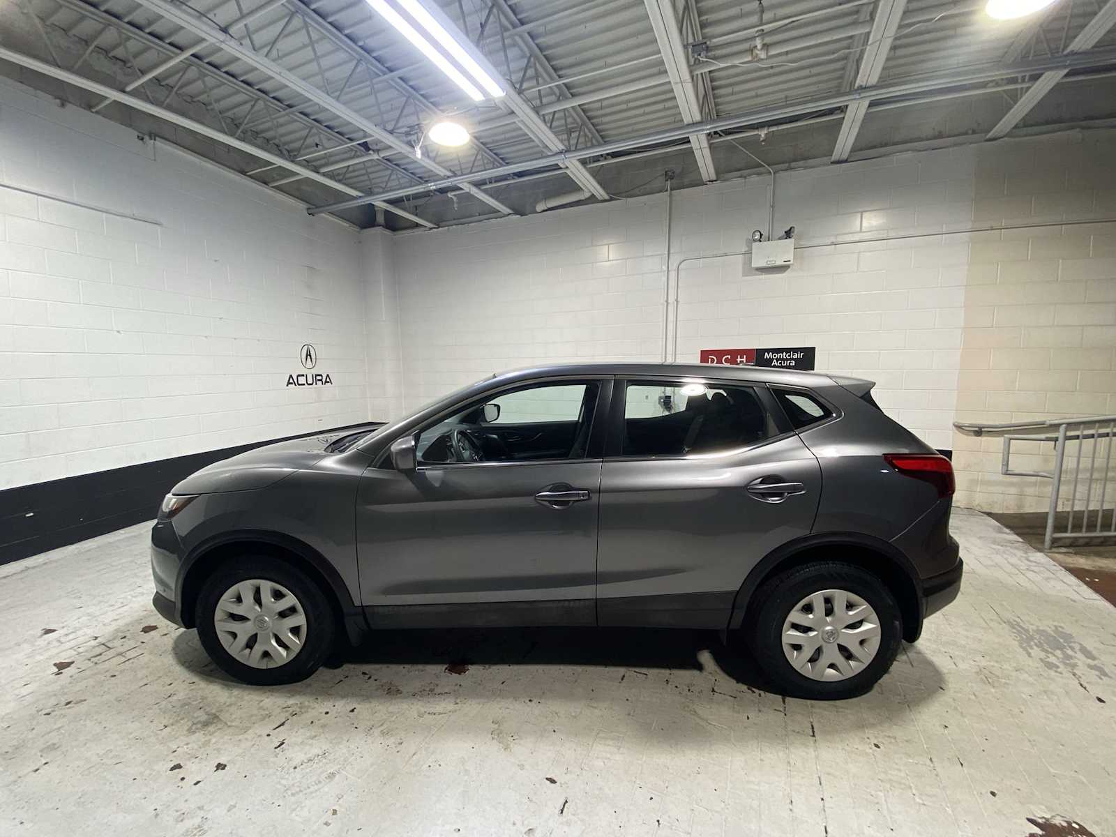 Thumbnail: 2019 Nissan Rogue Sport - 3