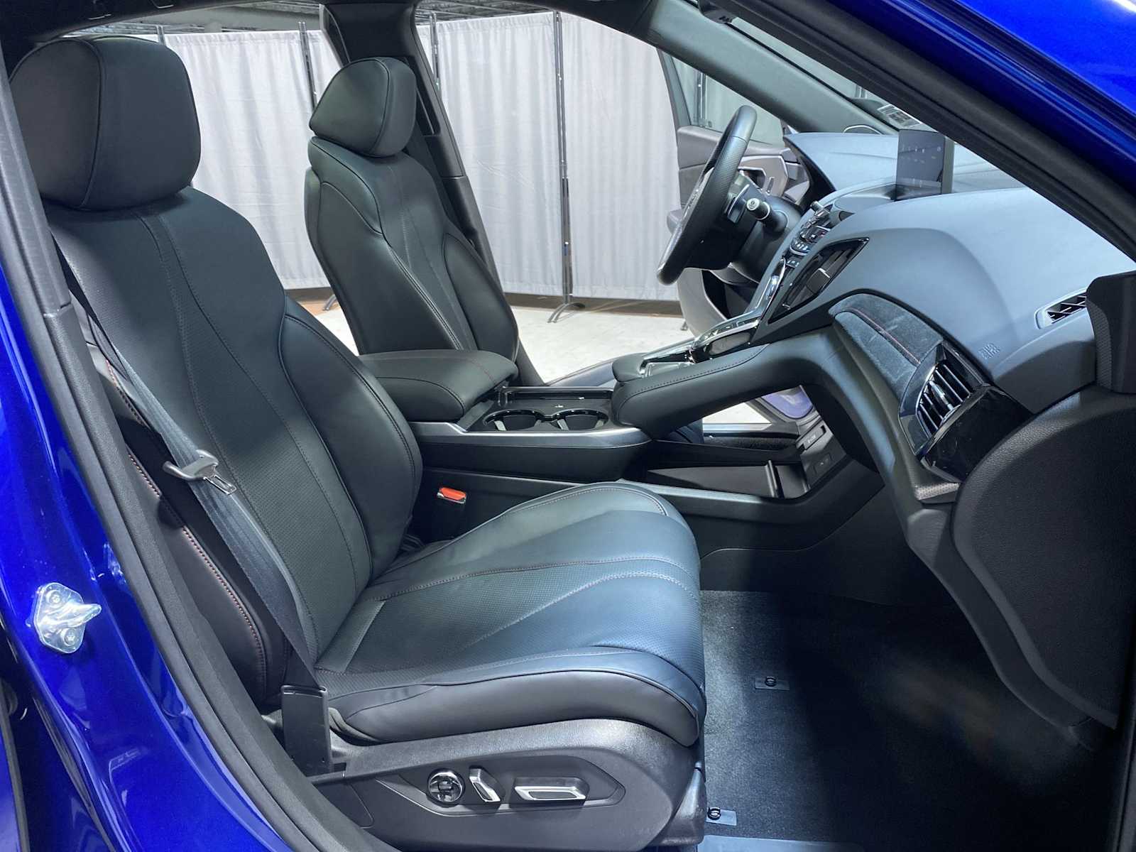 Thumbnail: 2025 Acura RDX - 14