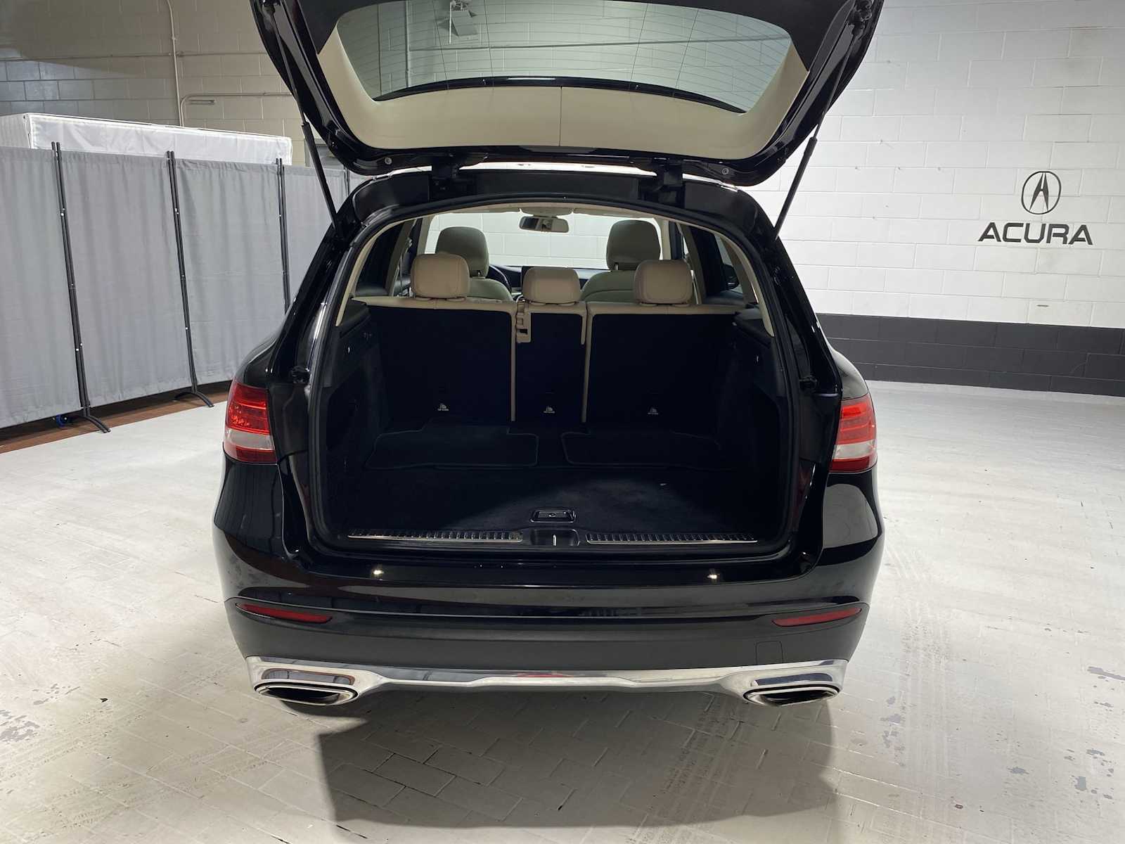 2016 Mercedes-Benz GLC 300 19
