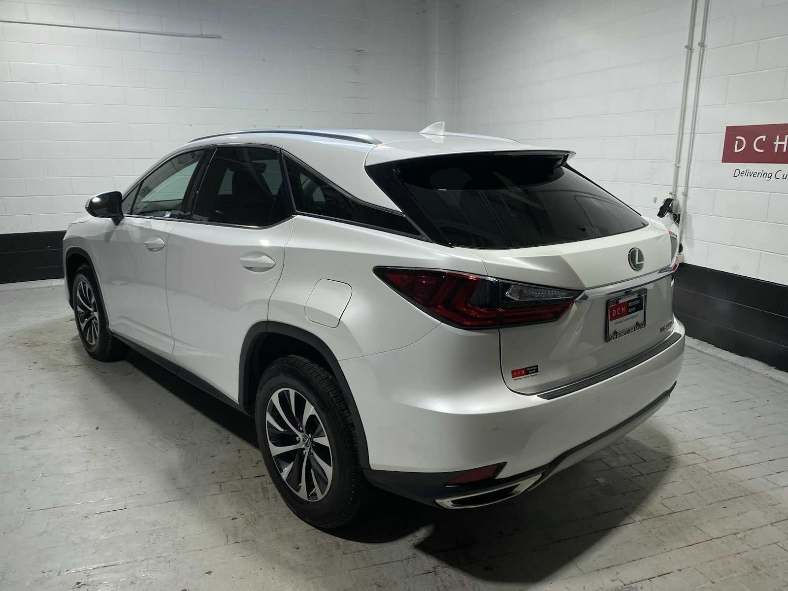 Thumbnail: 2020 Lexus RX - 4