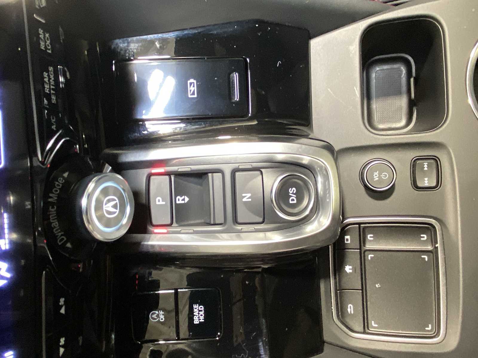 Thumbnail: 2023 Acura MDX - 17