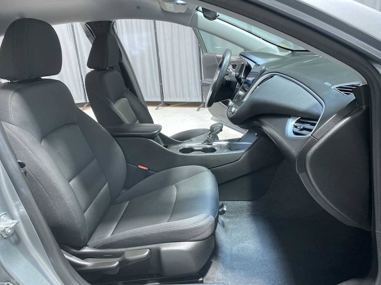 Thumbnail: 2024 Chevrolet Malibu - 14