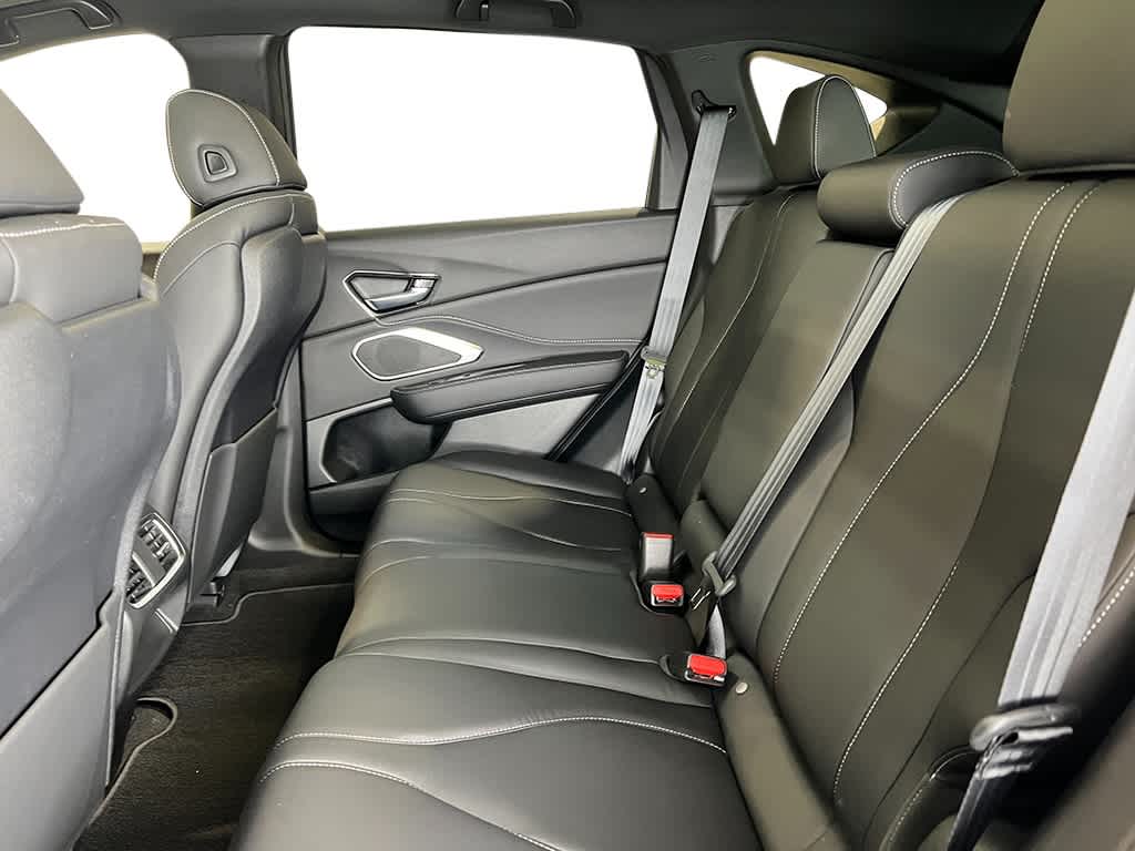 Thumbnail: 2026 Acura RDX - 32