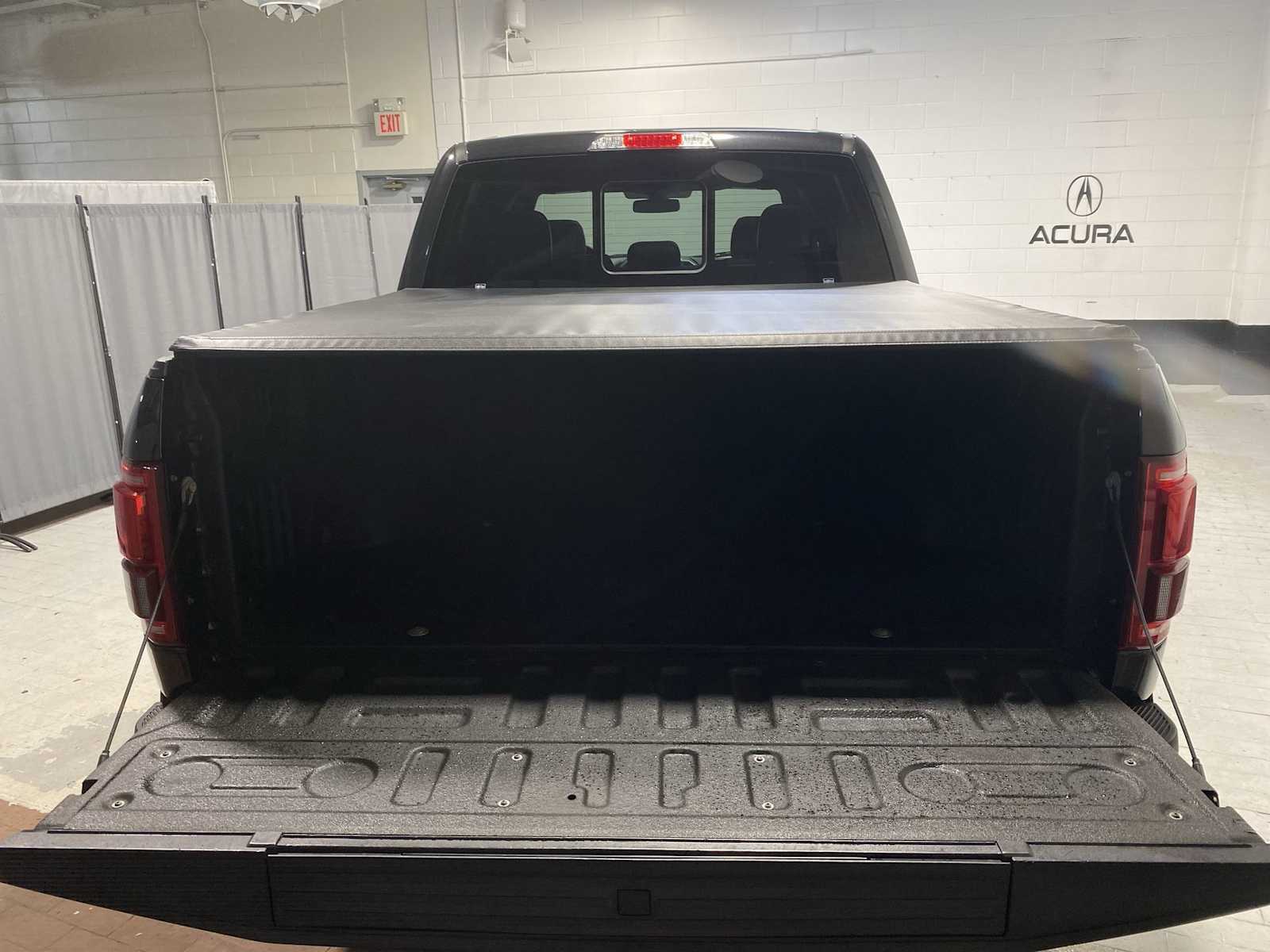 Thumbnail: 2015 Ford F-150 - 19