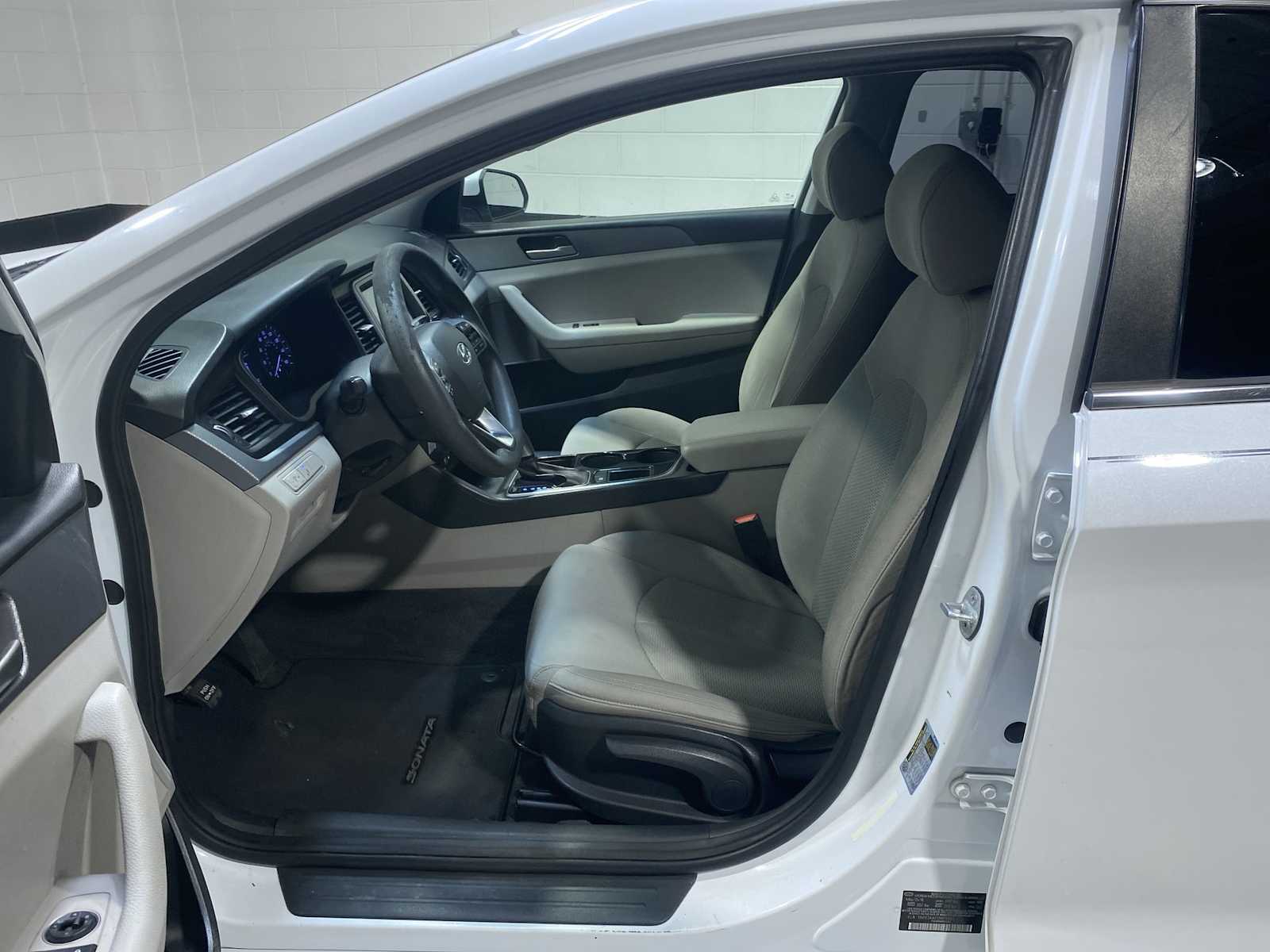 Thumbnail: 2018 Hyundai Sonata - 2