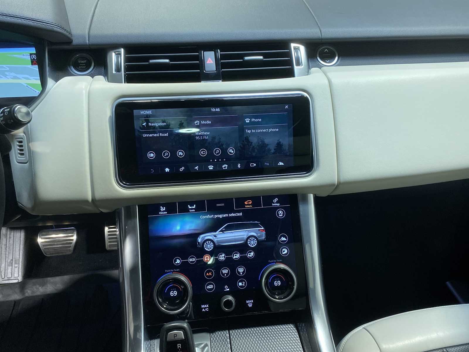 Thumbnail: 2020 Land Rover Range Rover Sport - 16