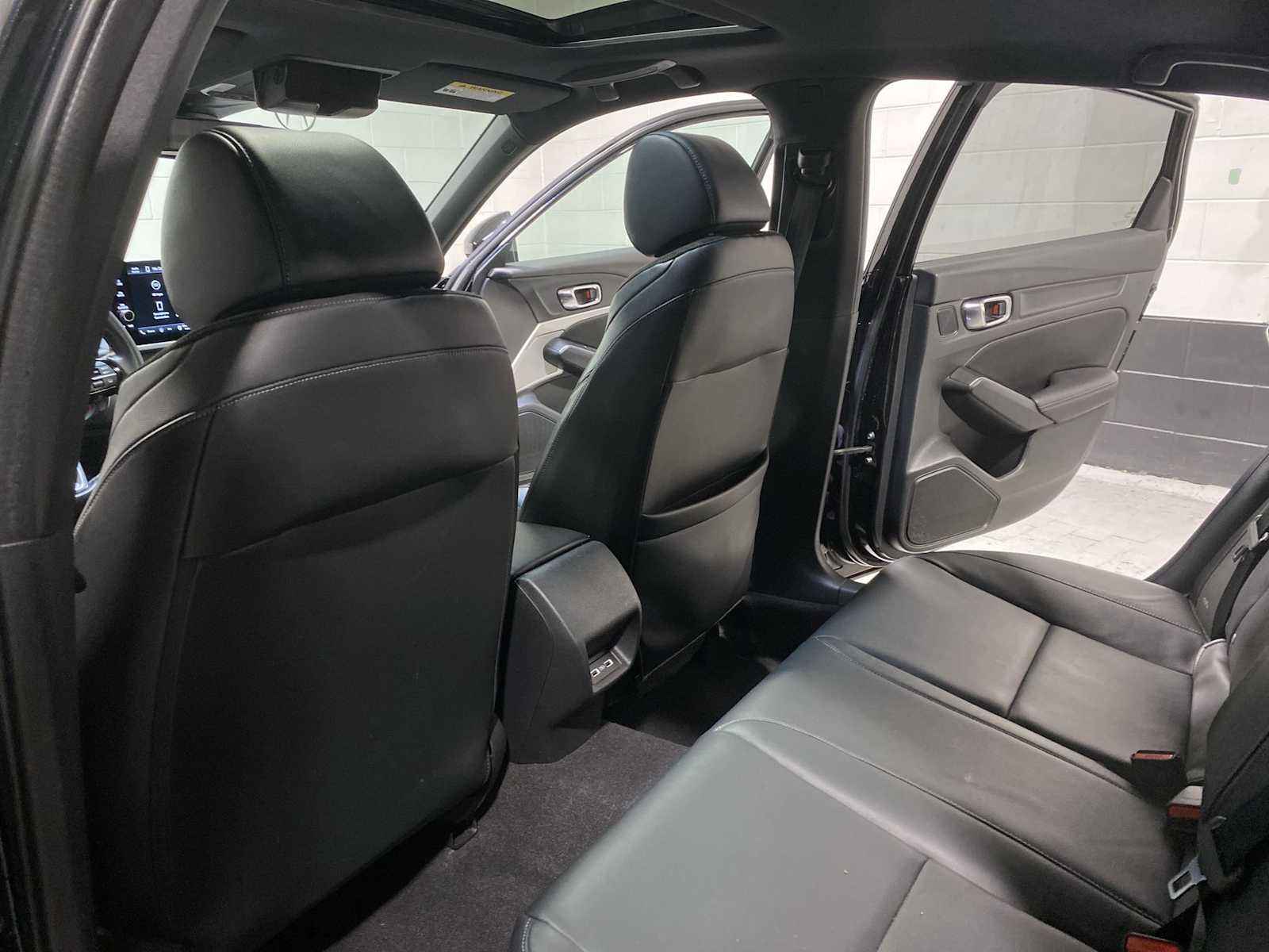 Thumbnail: 2023 Acura Integra - 12