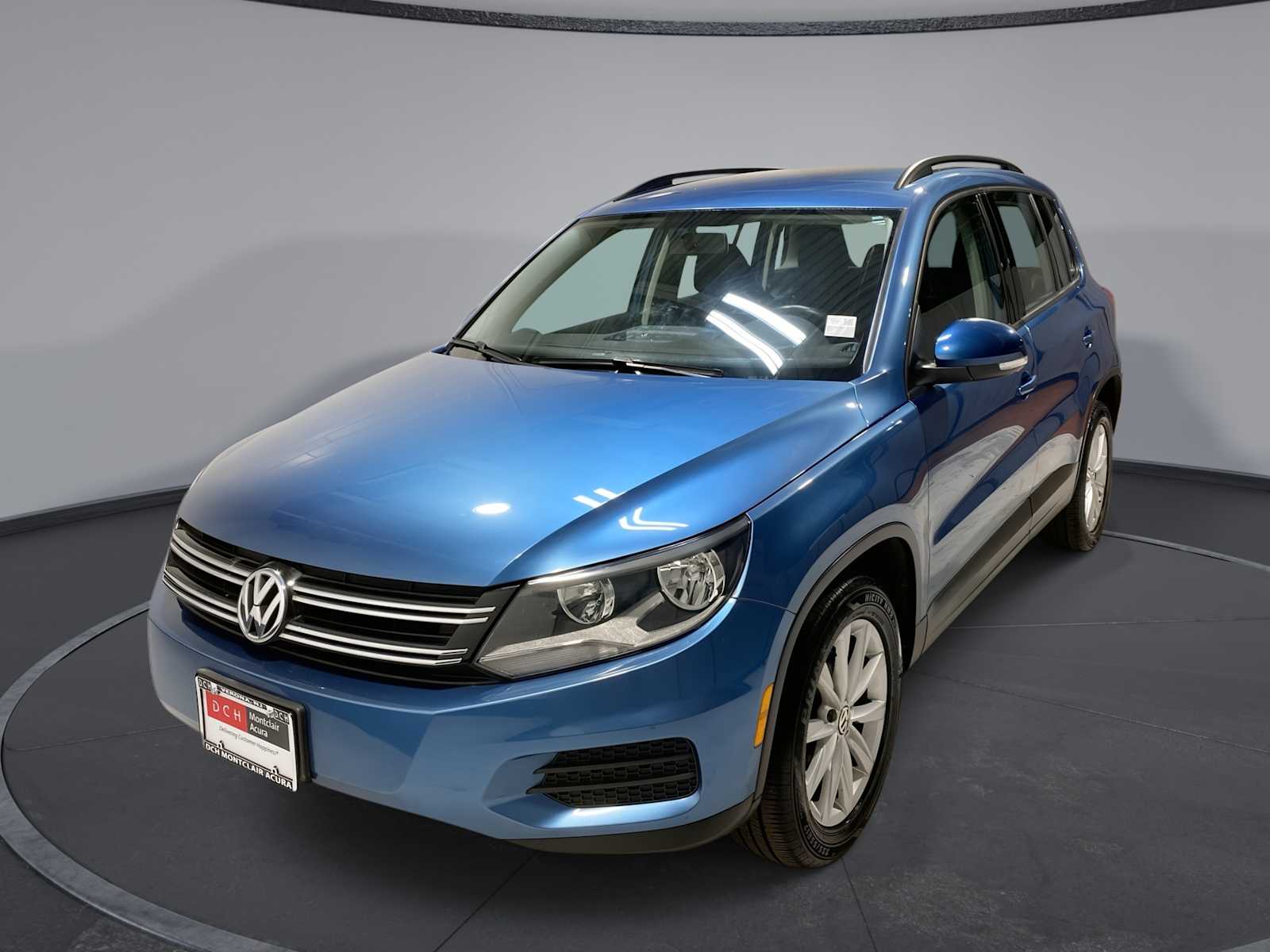 2017 Volkswagen Tiguan  -
                  Verona, NJ