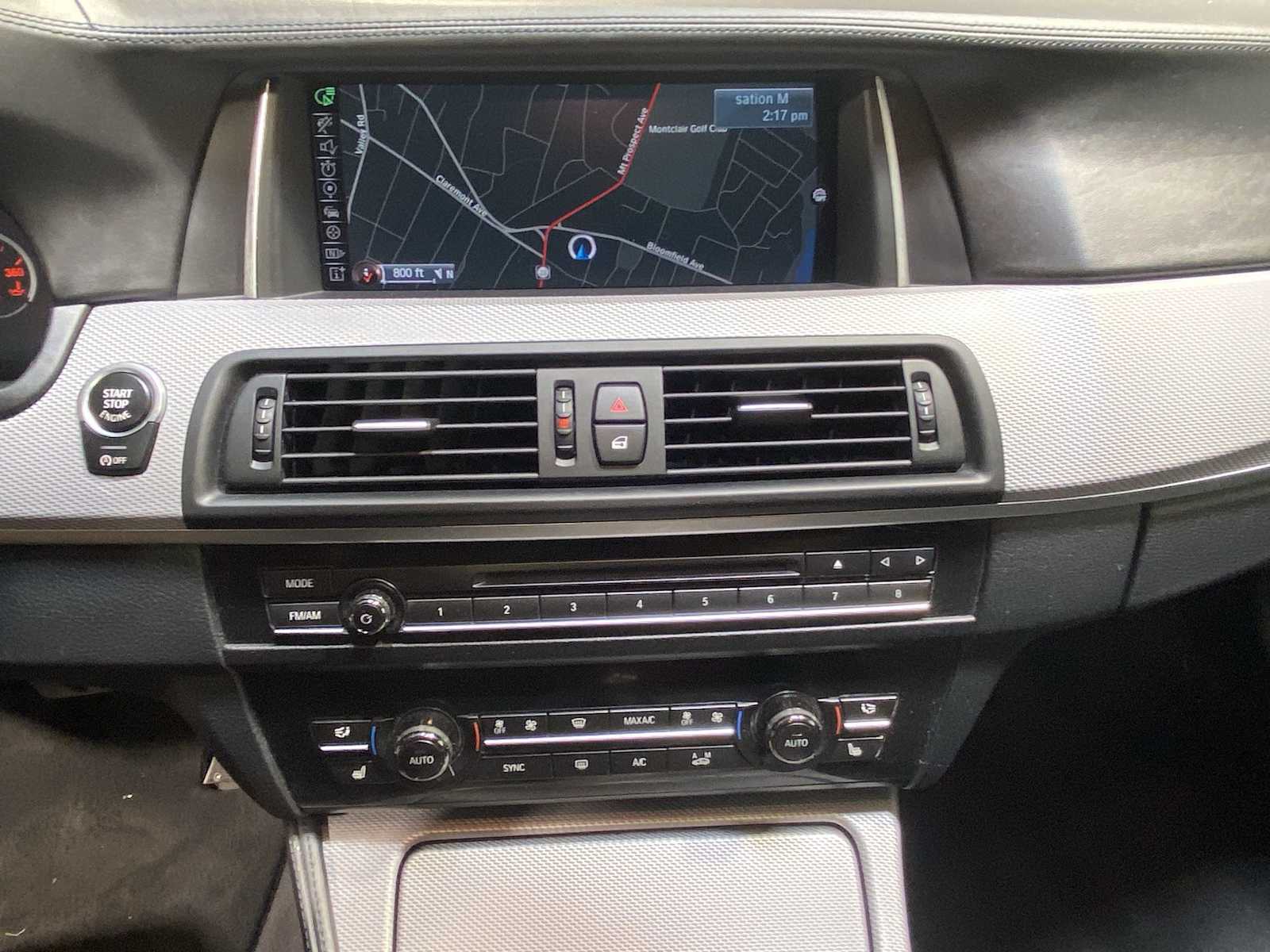Thumbnail: 2016 BMW 5 Series - 16