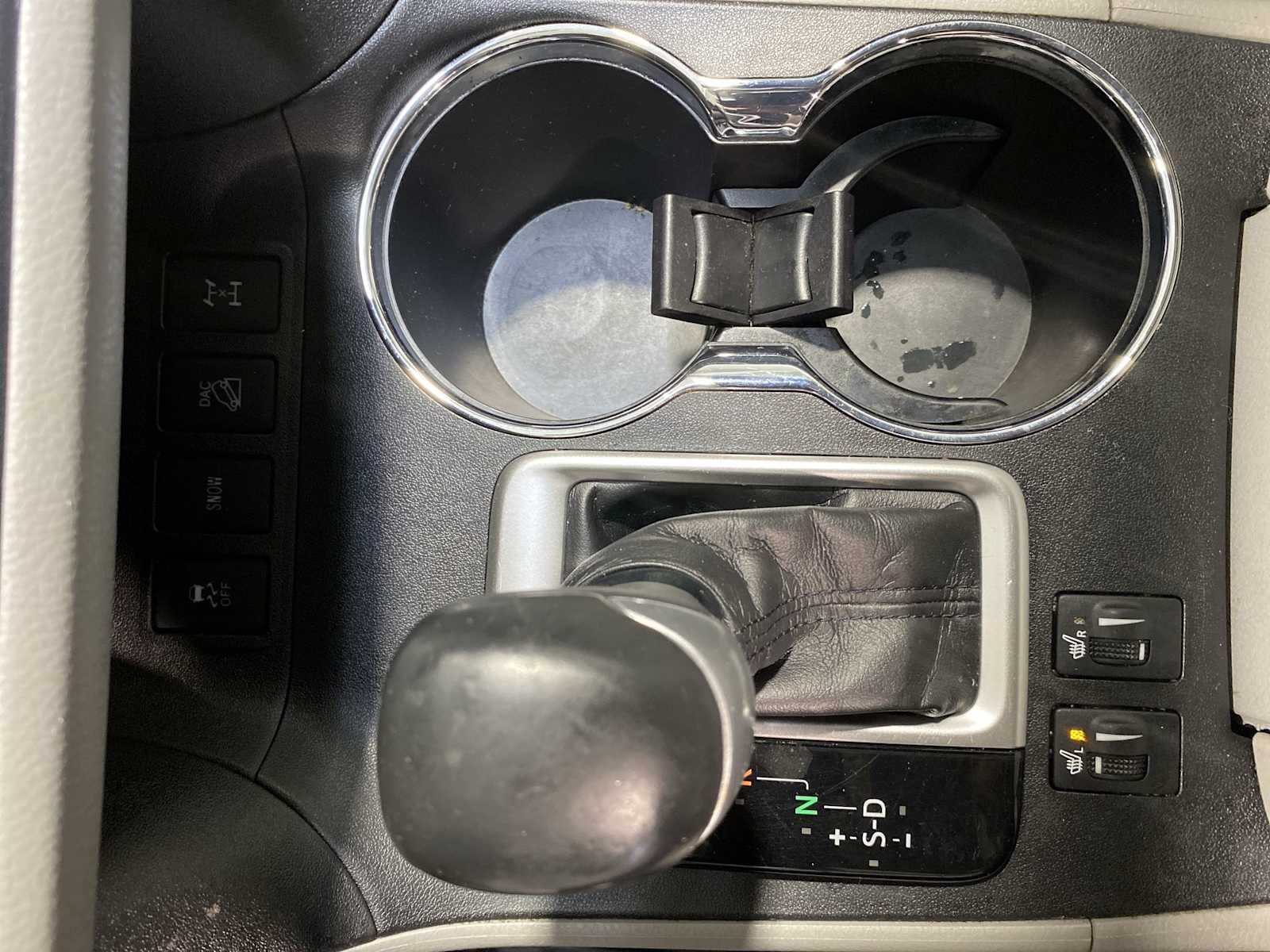 Thumbnail: 2019 Toyota Highlander - 17