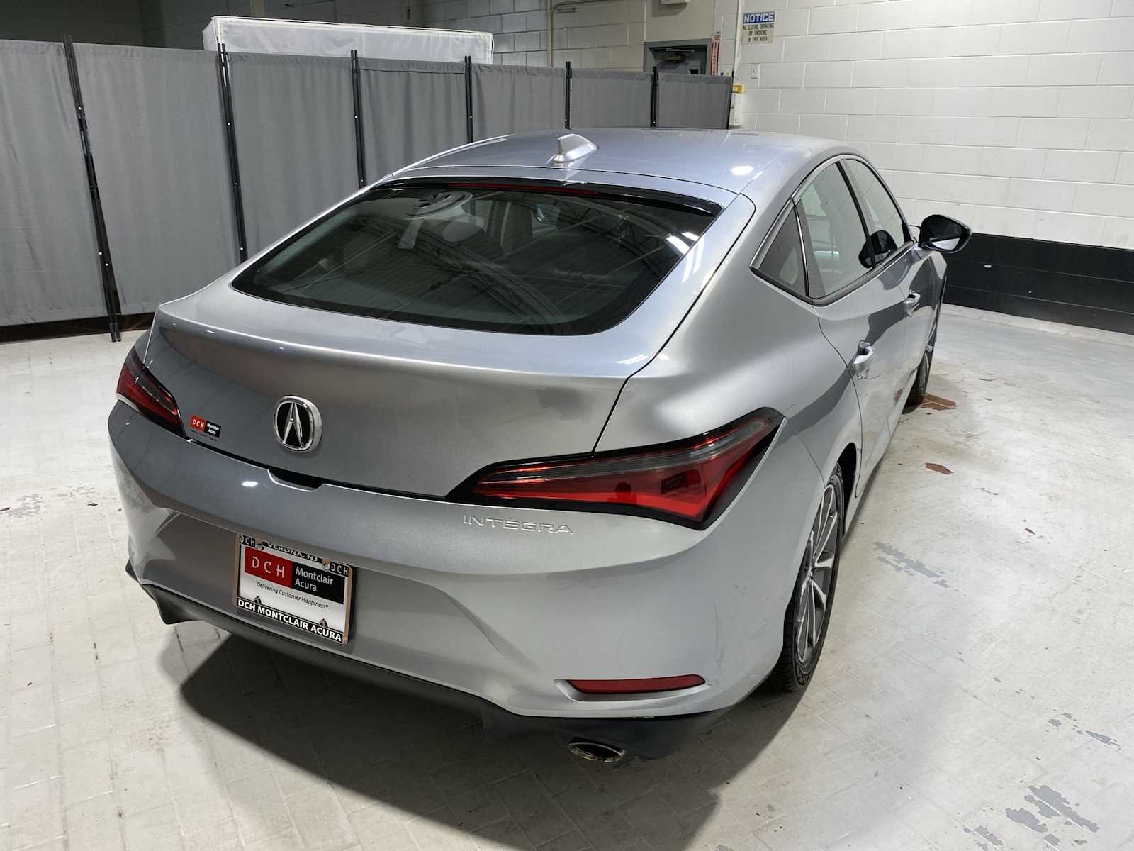 Thumbnail: 2023 Acura Integra - 26