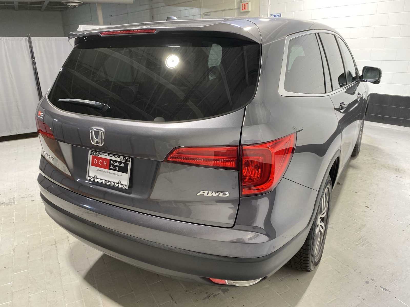 Thumbnail: 2018 Honda Pilot - 26