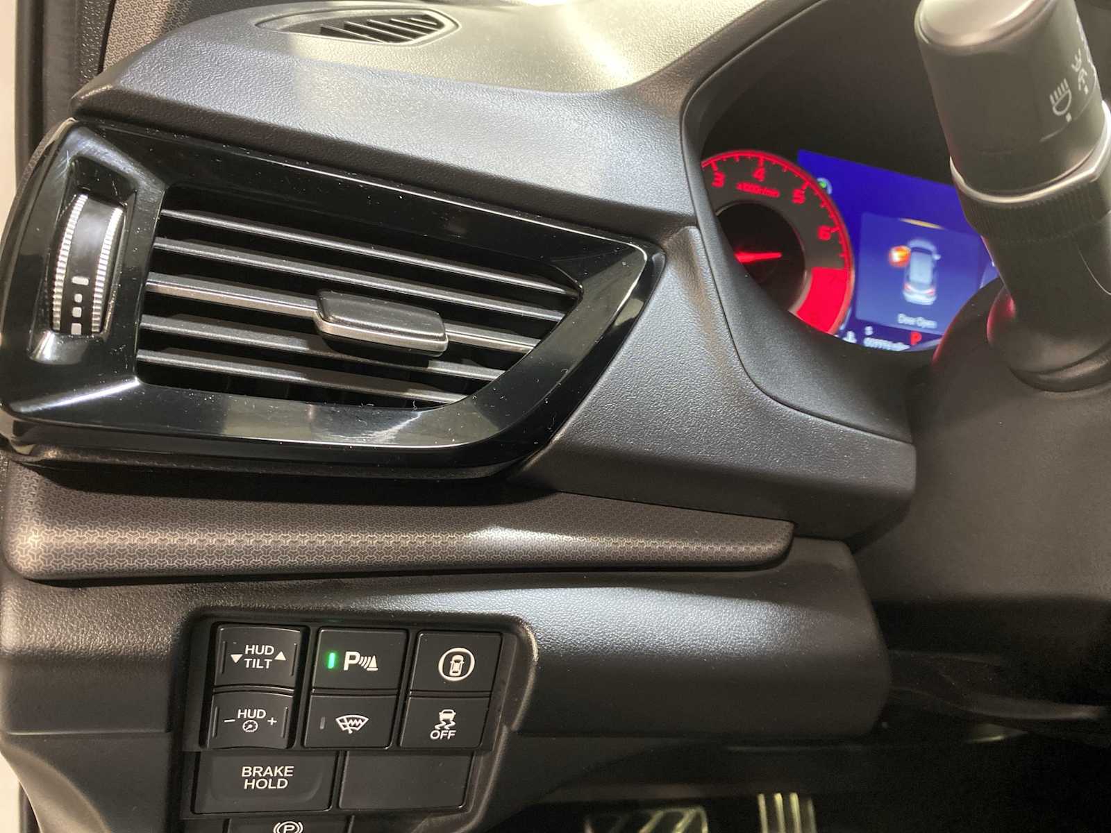 Thumbnail: 2025 Acura RDX - 24