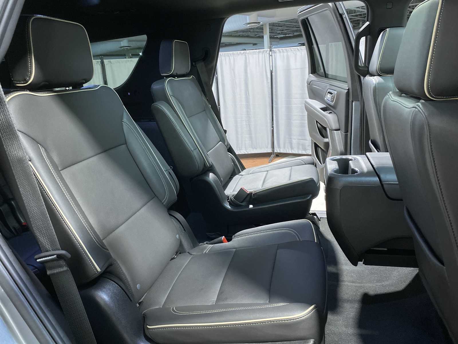 Thumbnail: 2023 GMC Yukon - 13