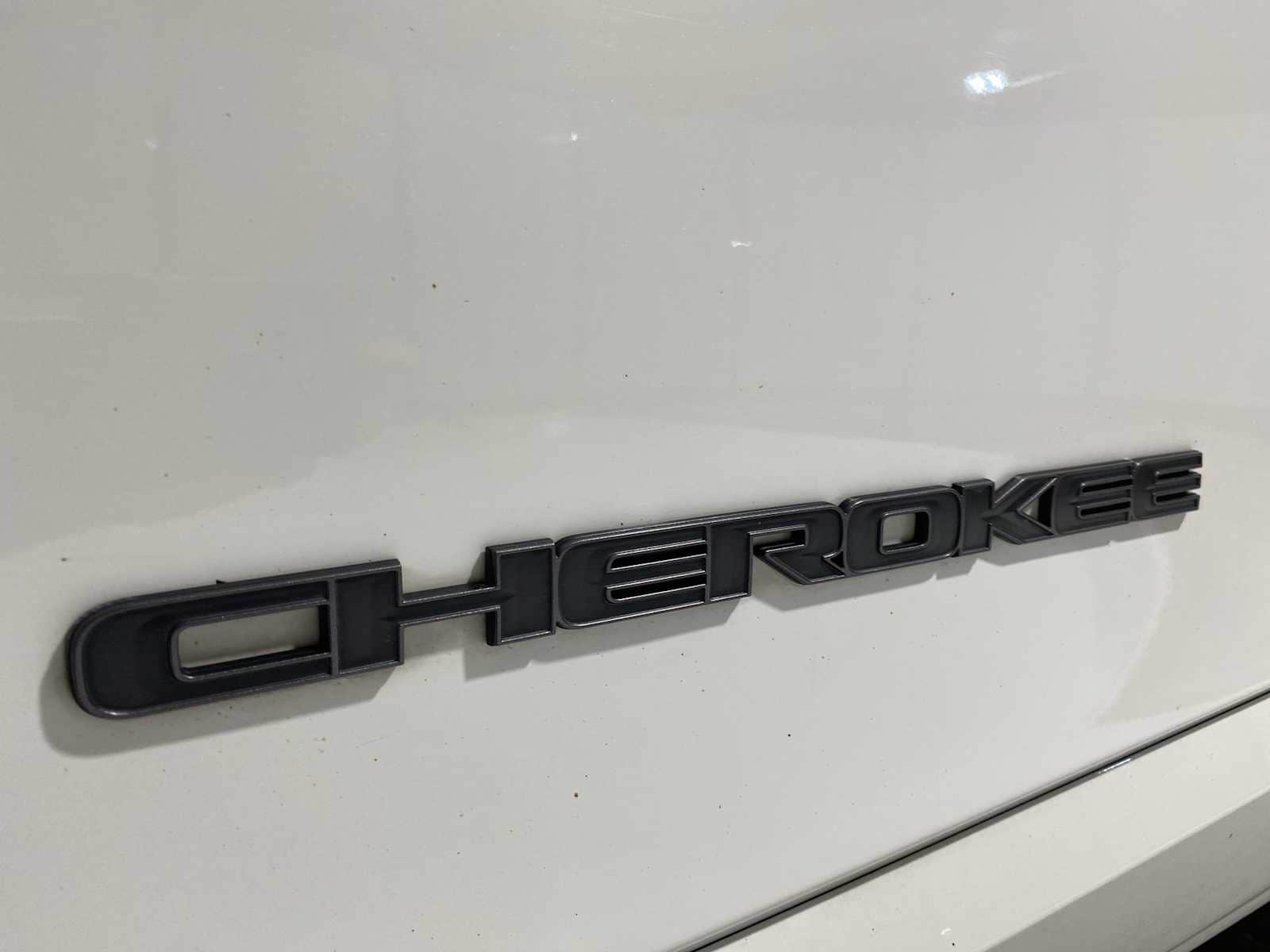 Thumbnail: 2019 Jeep Cherokee - 7