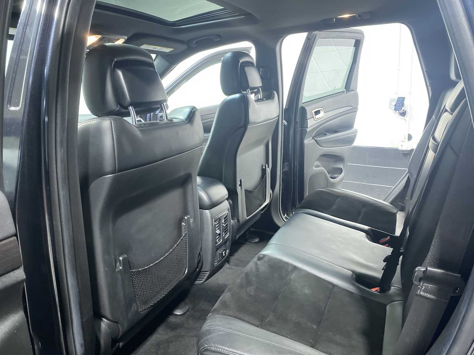 Thumbnail: 2014 Jeep Grand Cherokee - 12