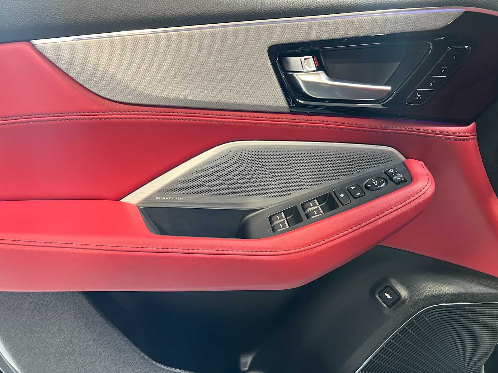 Thumbnail: 2026 Acura MDX - 23