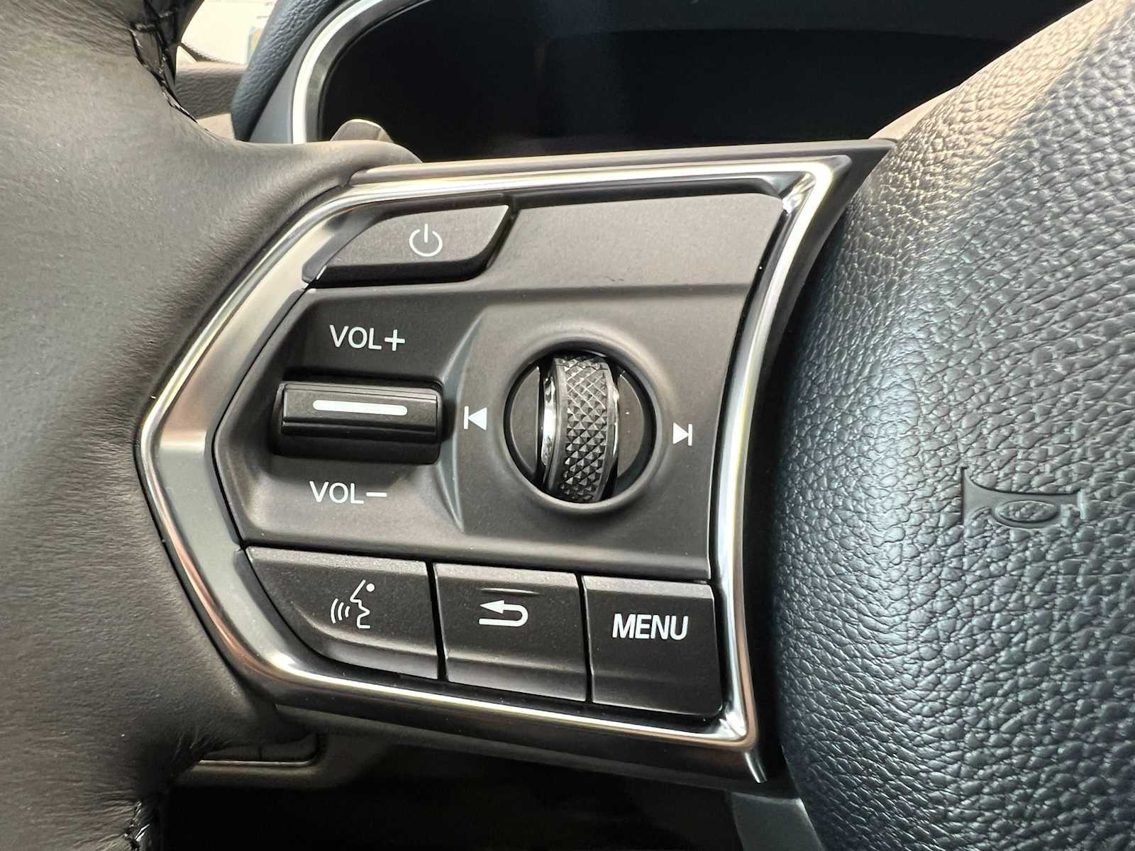 Thumbnail: 2025 Acura MDX - 16