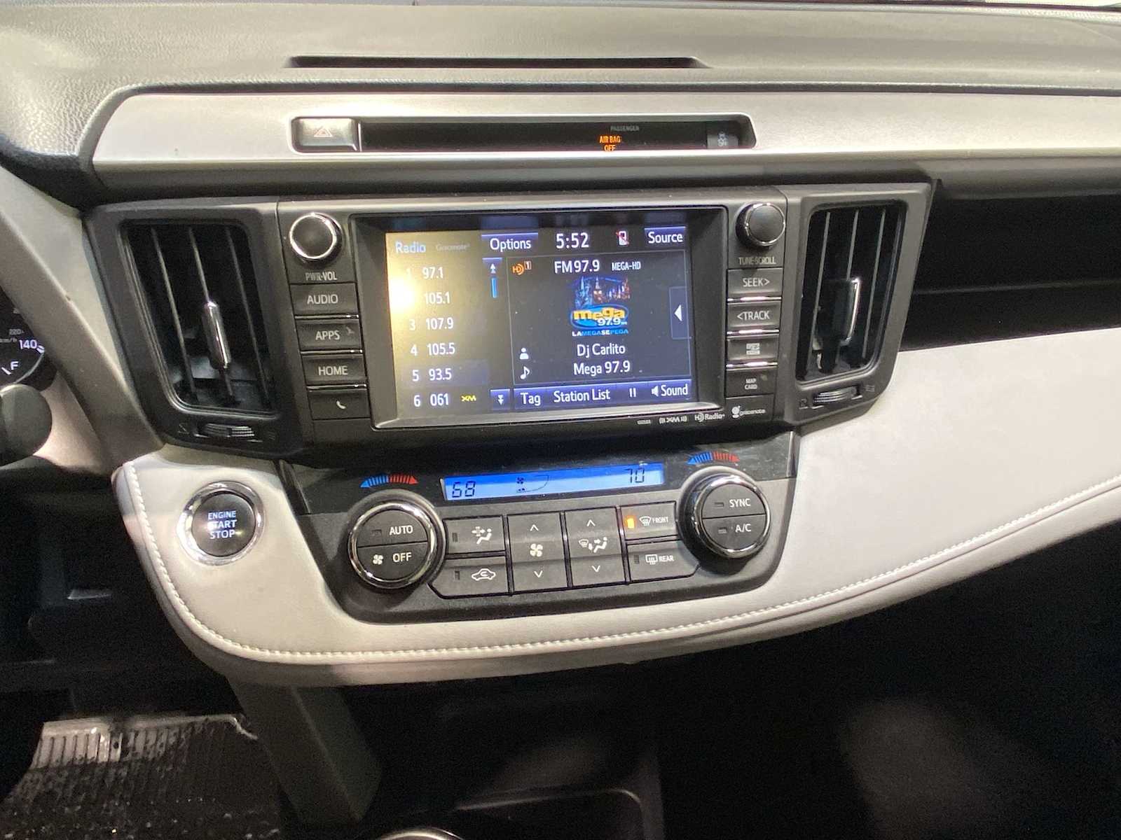 Thumbnail: 2016 Toyota RAV4 - 16