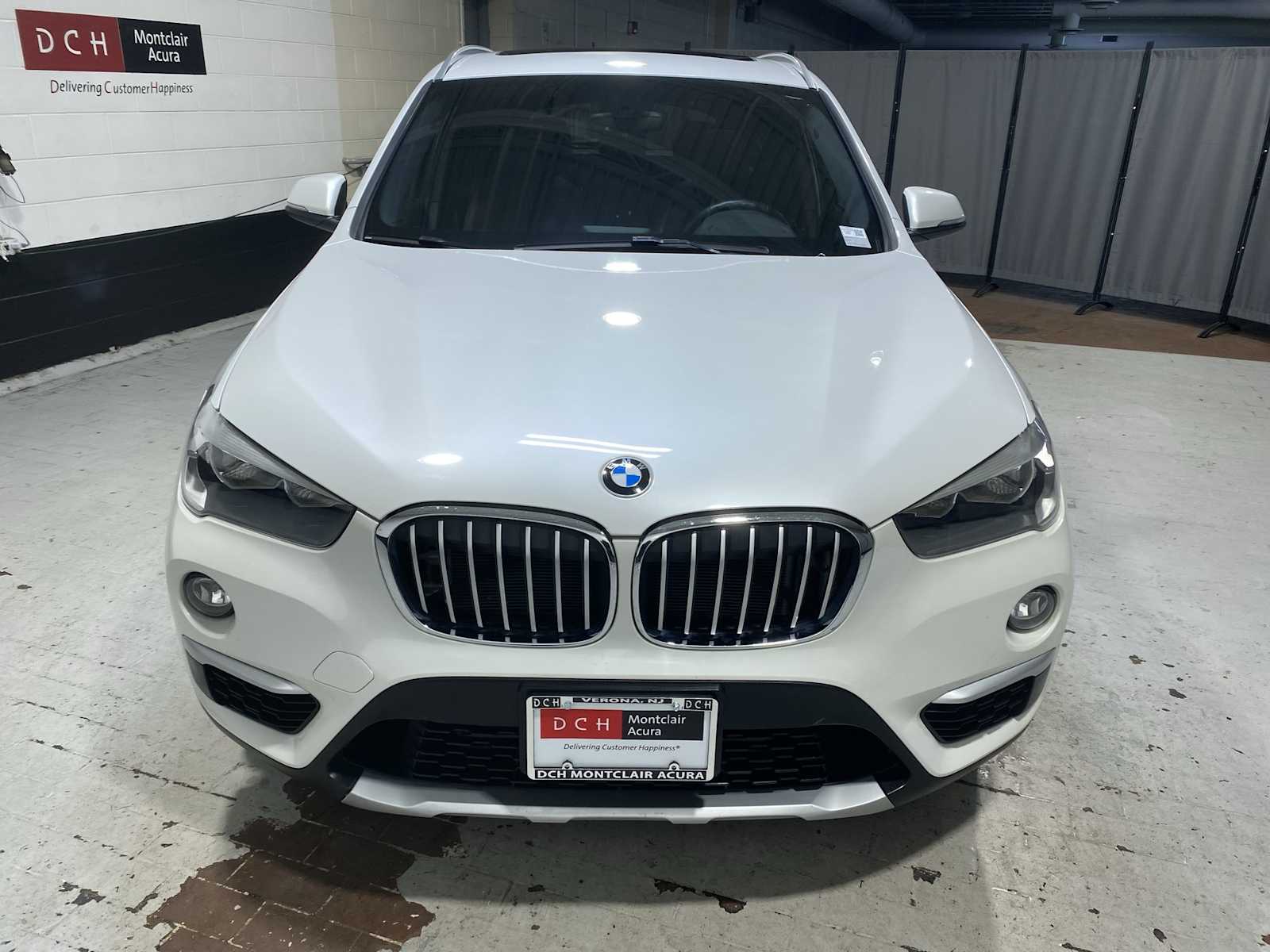 Thumbnail: 2018 BMW X1 - 6