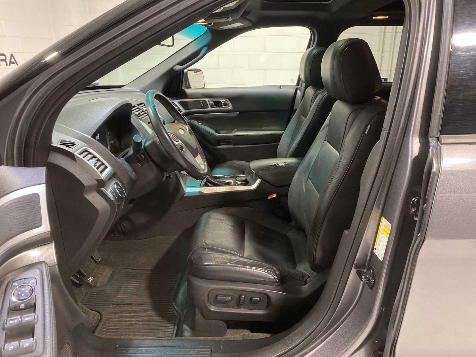 Thumbnail: 2014 Ford Explorer - 2