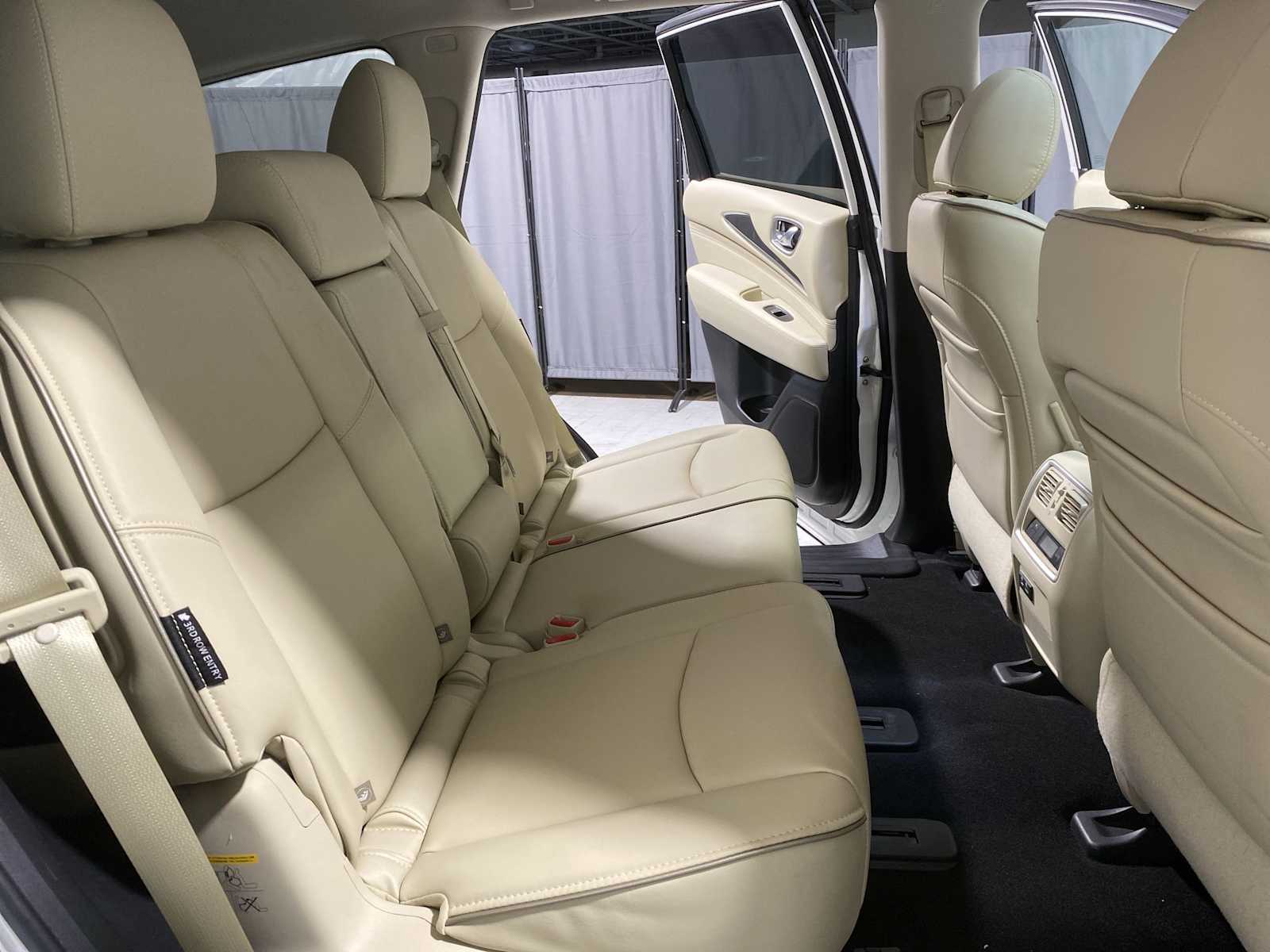 Thumbnail: 2020 INFINITI QX60 - 13