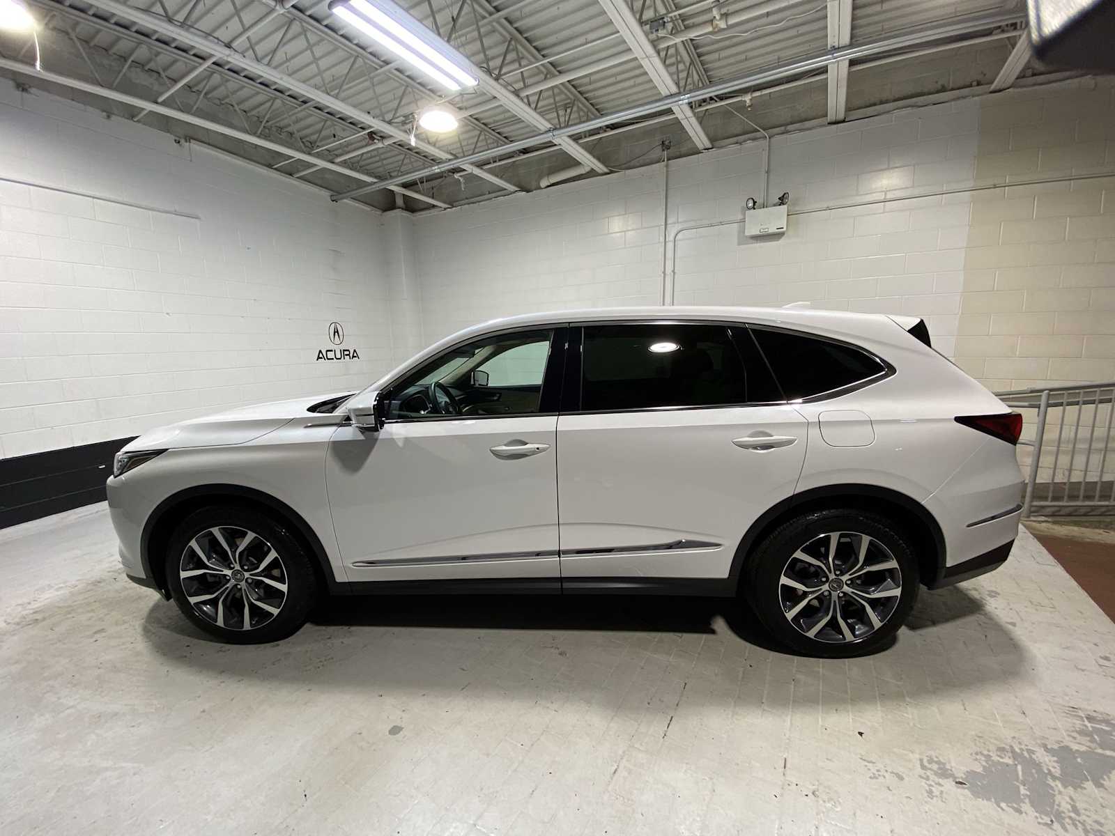 2023 Acura MDX Technology 3