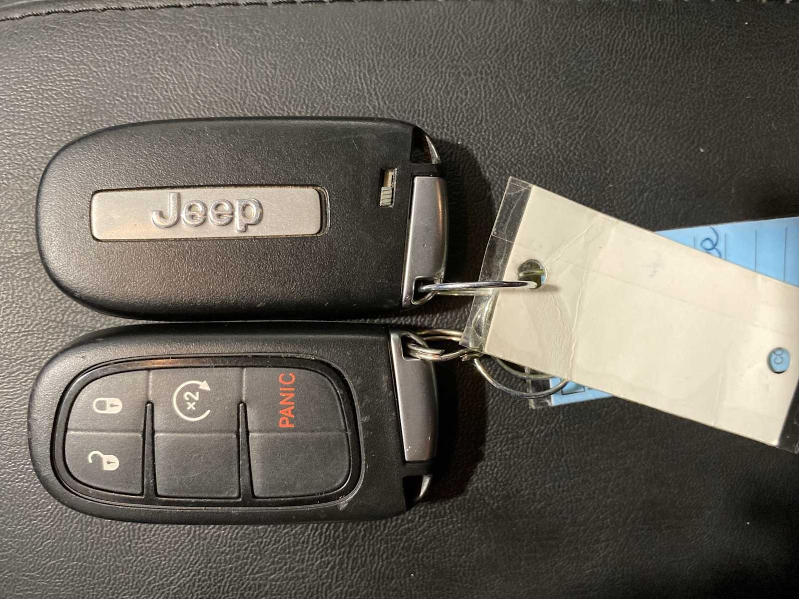 Thumbnail: 2020 Jeep Cherokee - 20