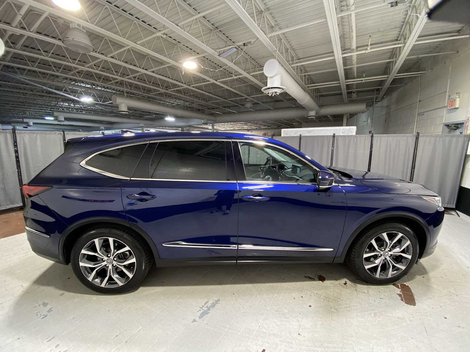 Thumbnail: 2022 Acura MDX - 27