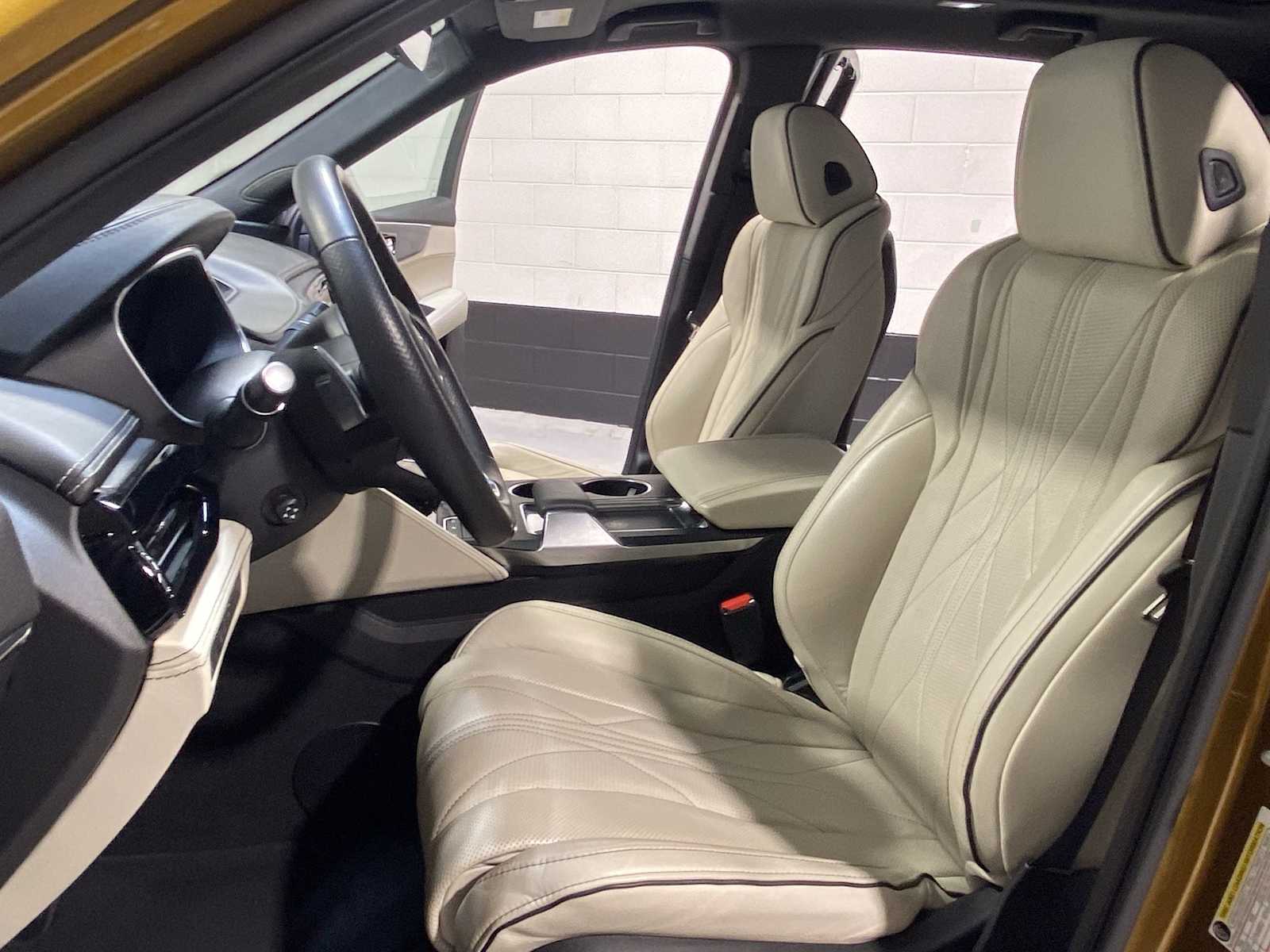 Thumbnail: 2022 Acura MDX - 11