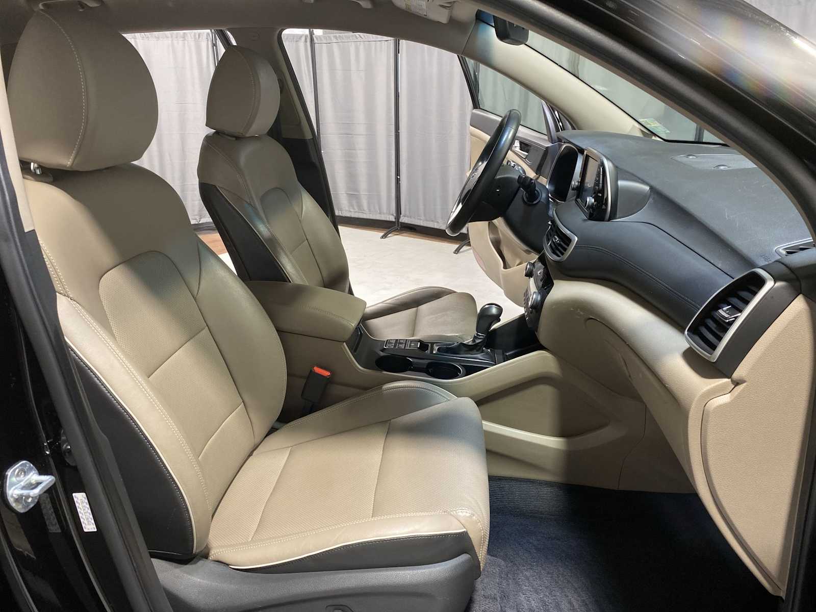 Thumbnail: 2020 Hyundai Tucson - 14