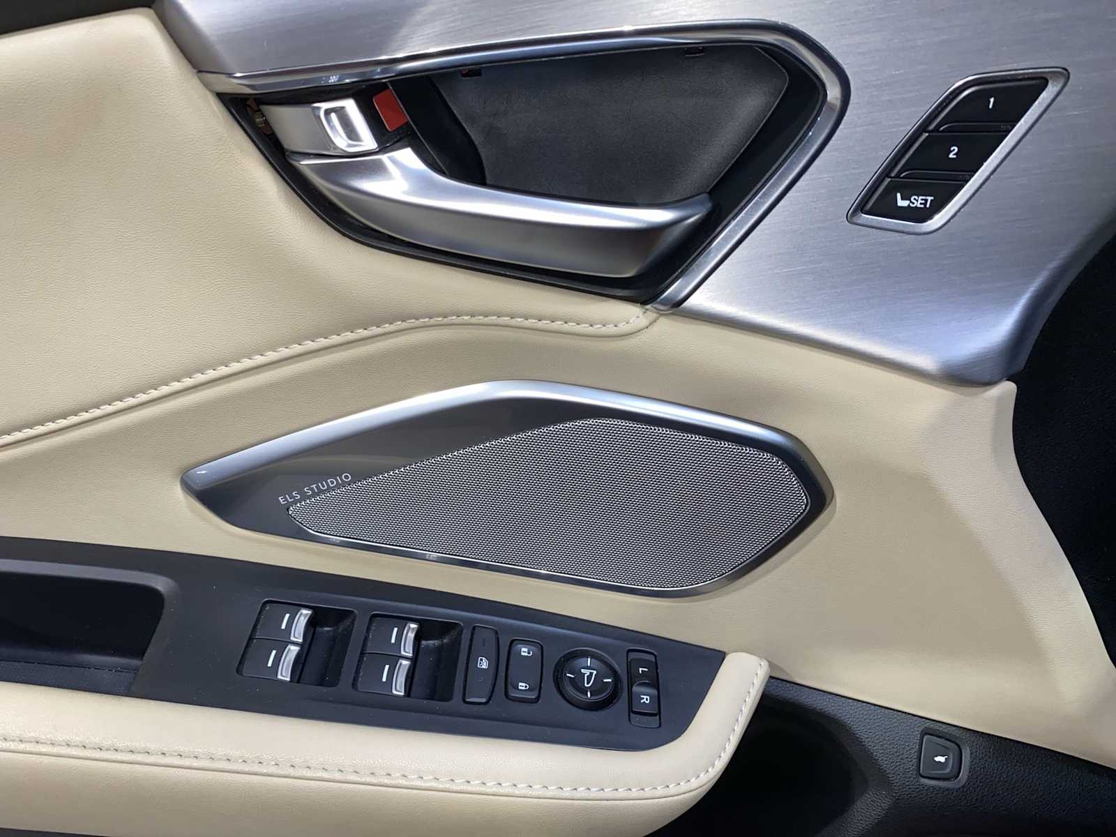 Thumbnail: 2020 Acura RDX - 22
