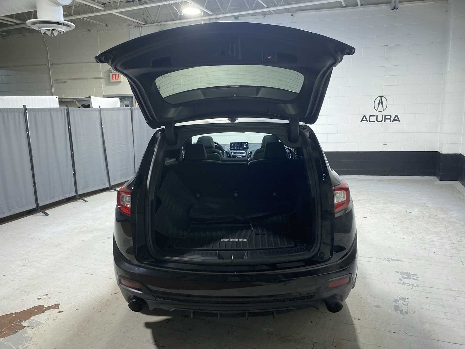 Thumbnail: 2023 Acura RDX - 19