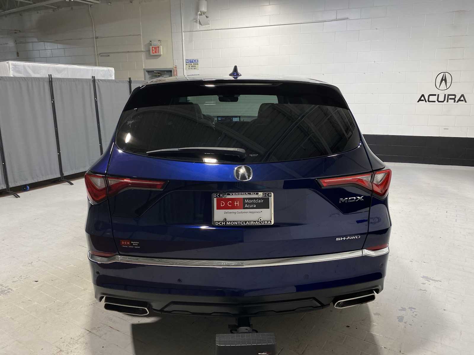 Thumbnail: 2022 Acura MDX - 5