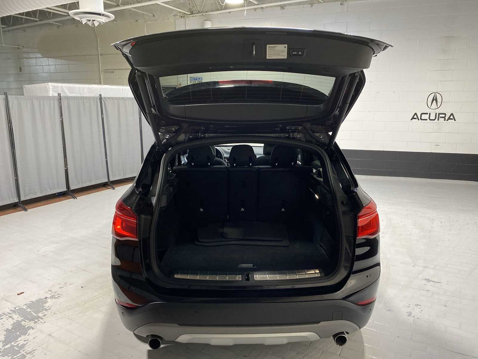 2018 BMW X1 xDrive28i 19