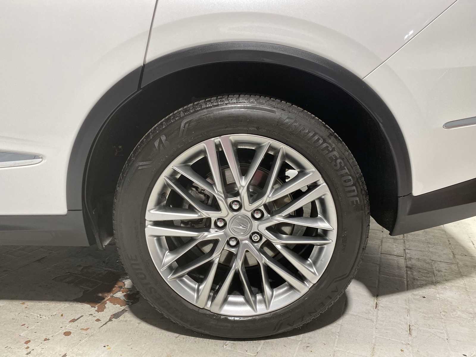 Thumbnail: 2023 Acura MDX - 8