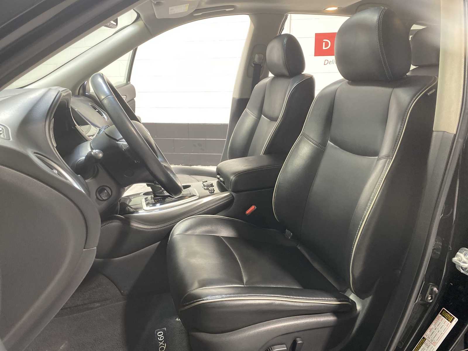 Thumbnail: 2019 INFINITI QX60 - 11