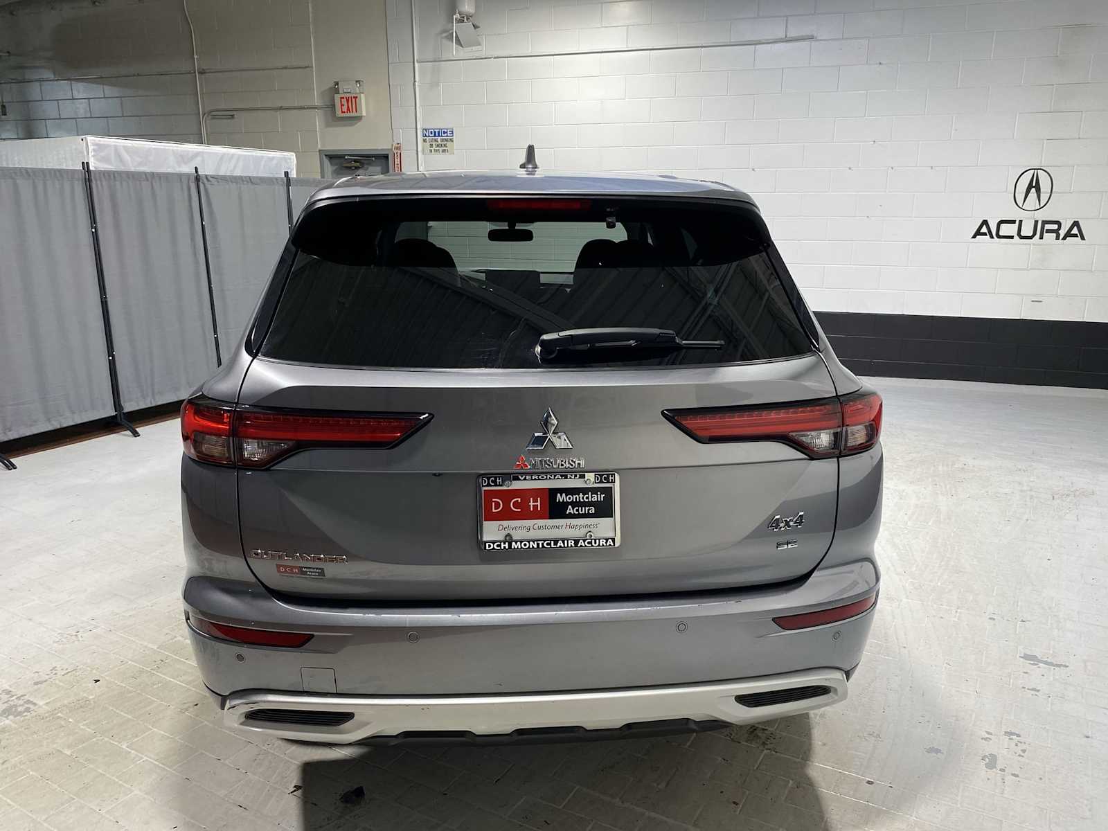 Thumbnail: 2022 Mitsubishi Outlander - 5