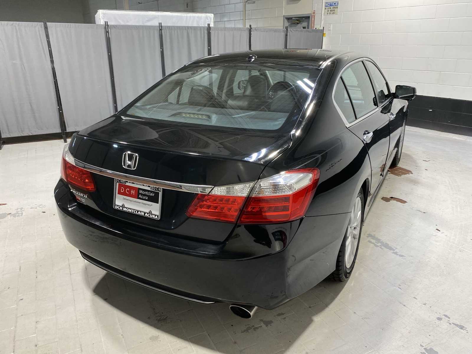 Thumbnail: 2015 Honda Accord - 26