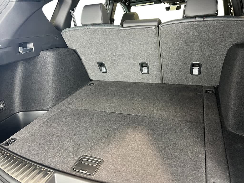 Thumbnail: 2026 Acura RDX - 32