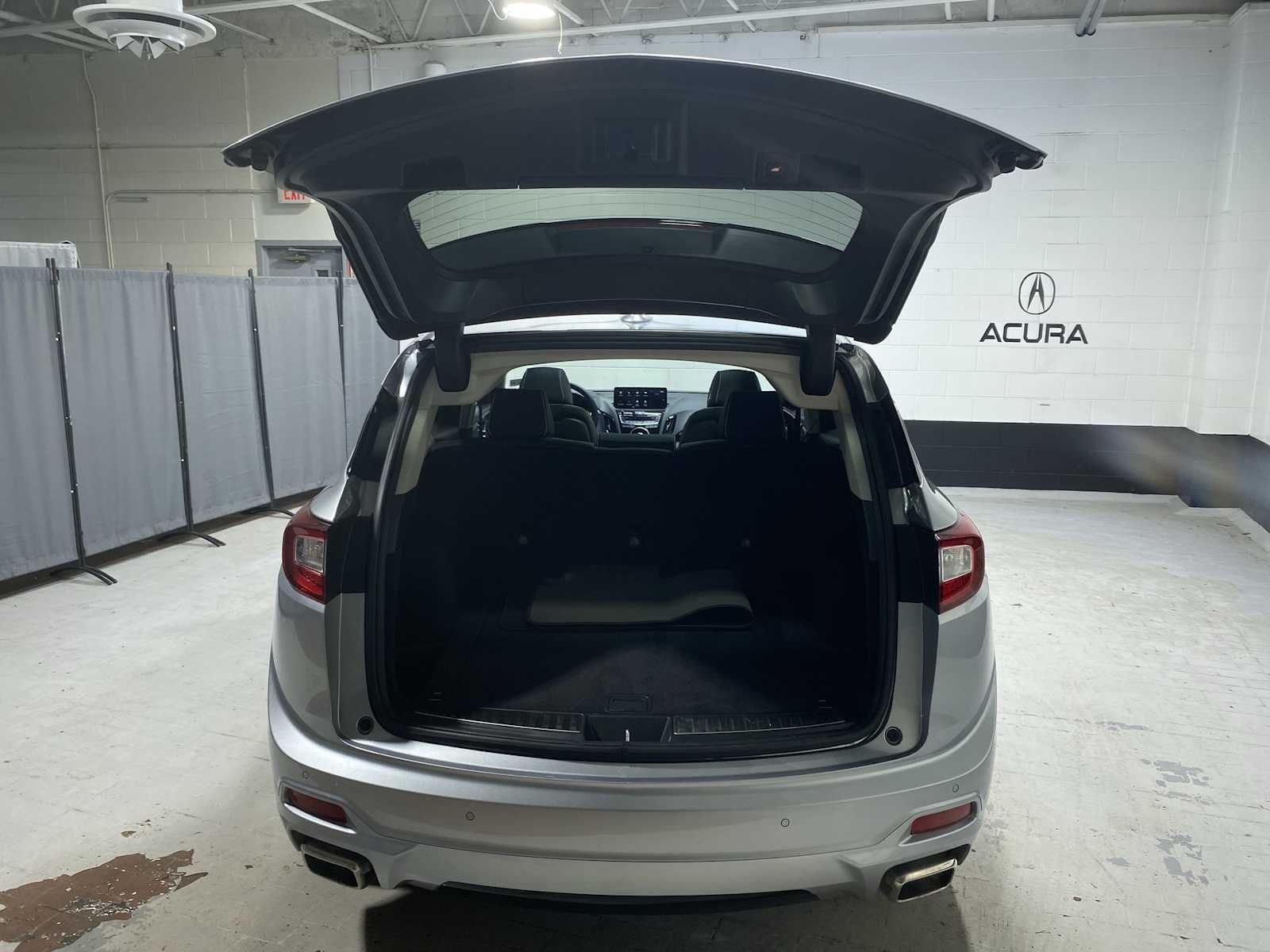 Thumbnail: 2025 Acura RDX - 19