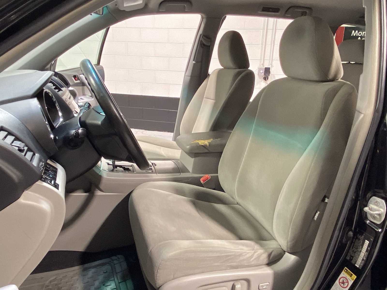 Thumbnail: 2012 Toyota Highlander - 11