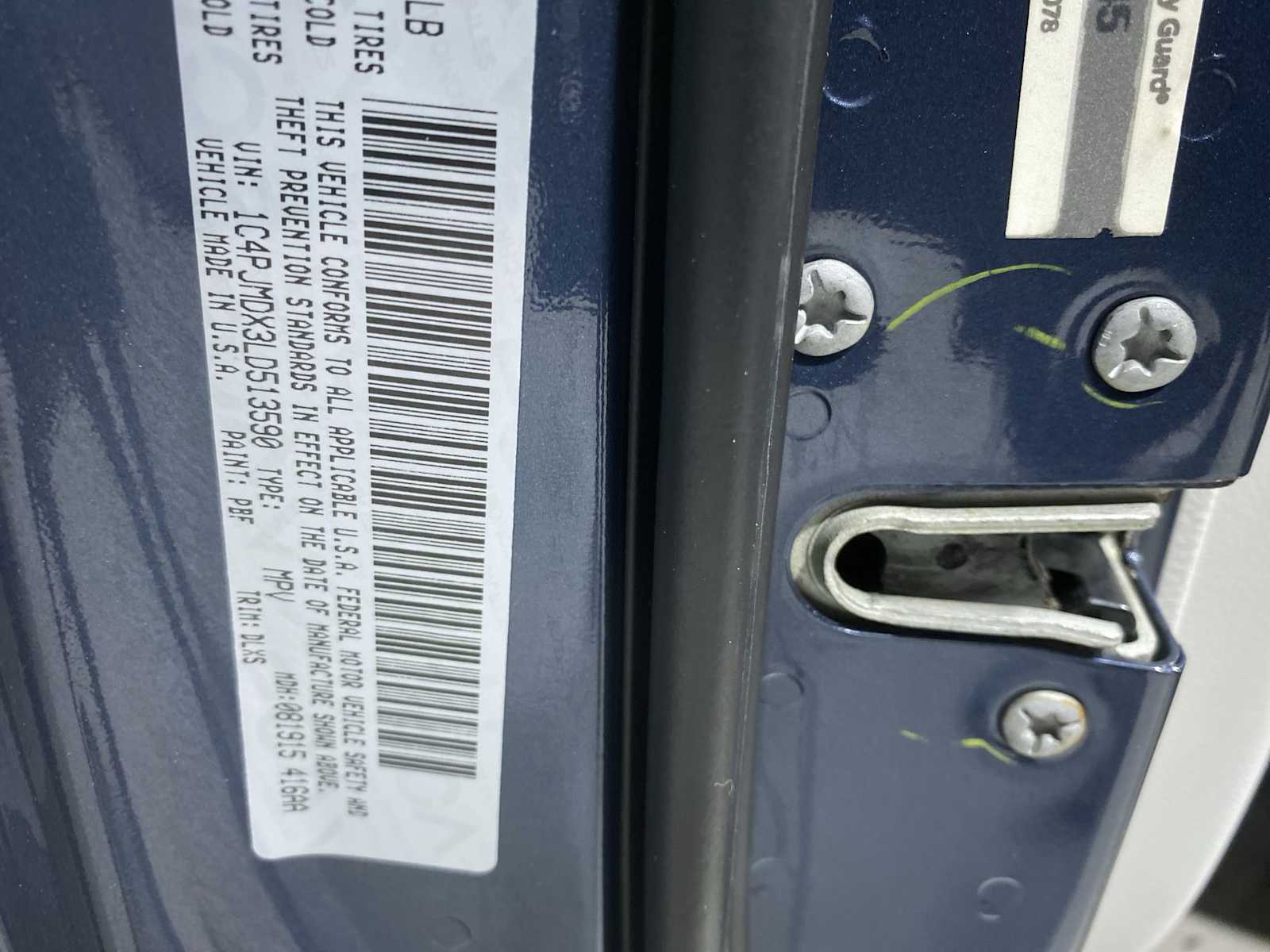 Thumbnail: 2020 Jeep Cherokee - 21