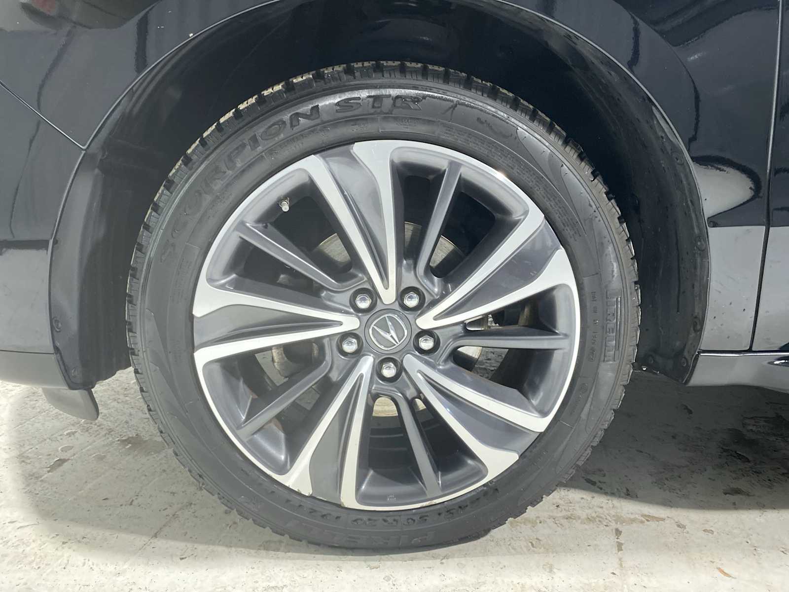 Thumbnail: 2020 Acura MDX - 8