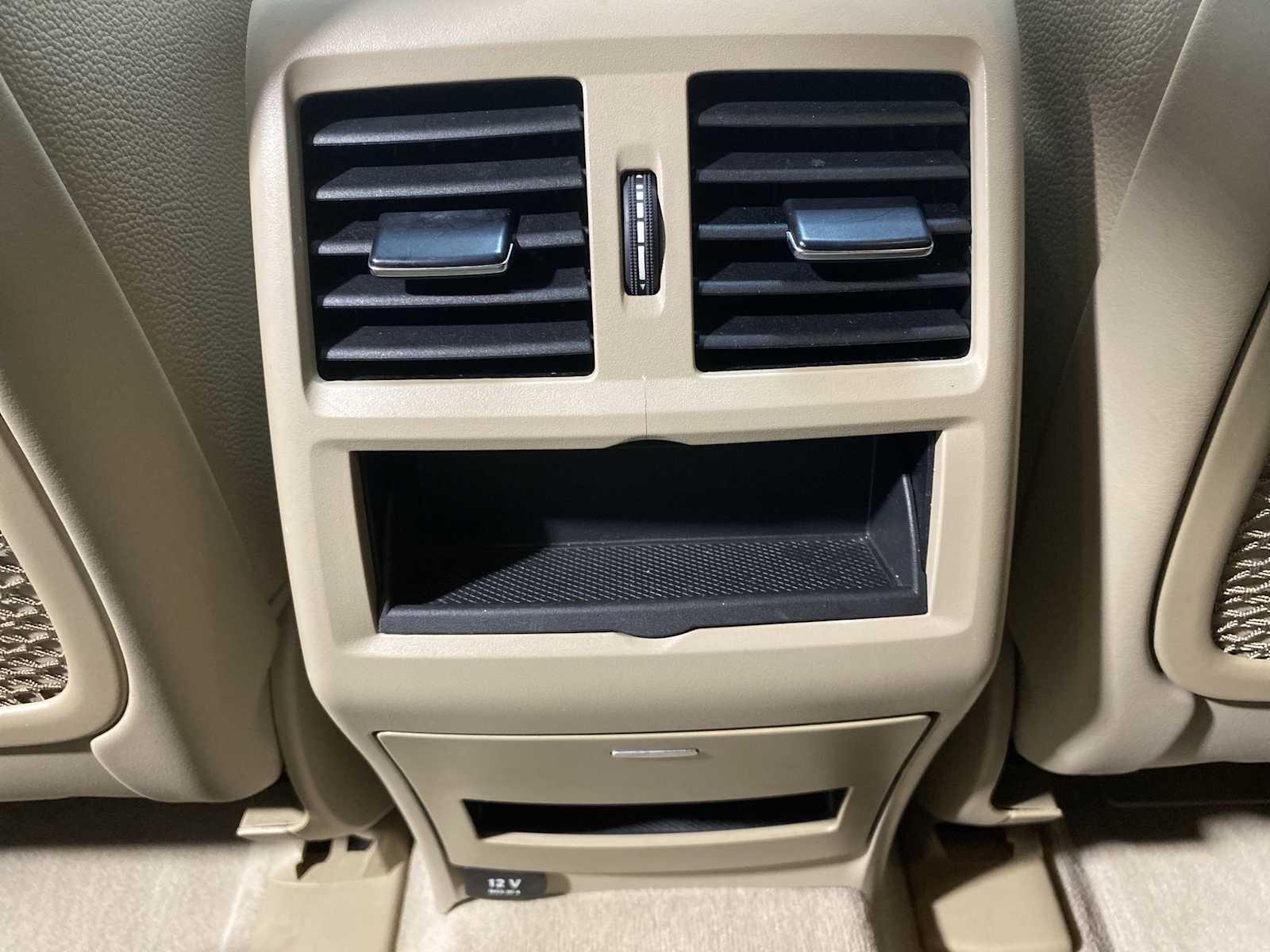 Thumbnail: 2015 Mercedes-Benz M-Class - 25