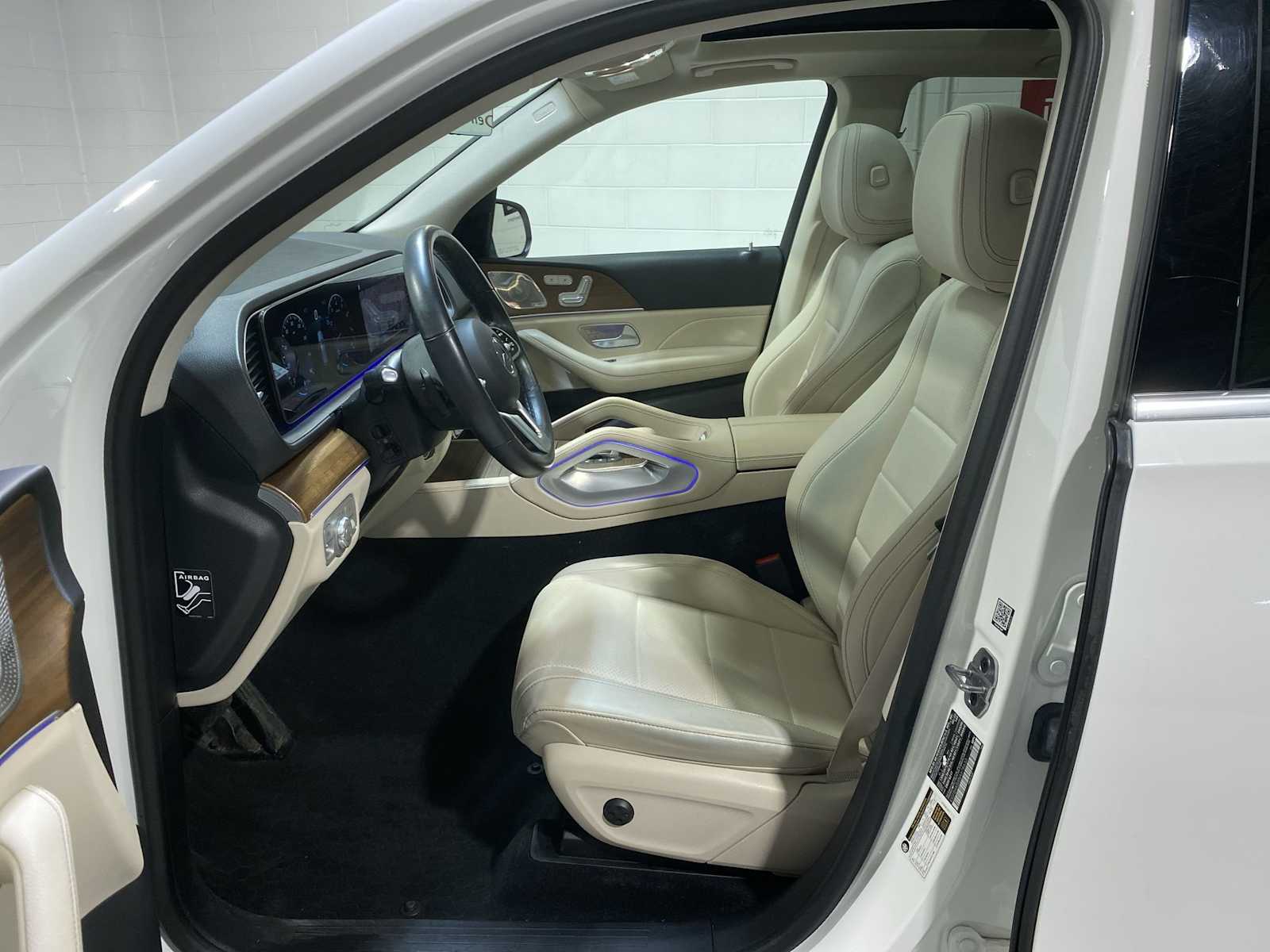 Thumbnail: 2022 Mercedes-Benz GLE - 2