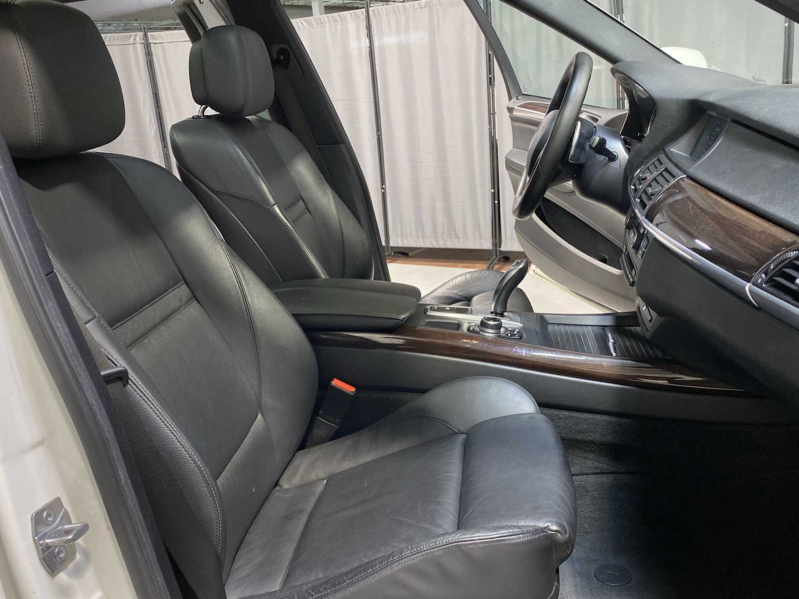 Thumbnail: 2013 BMW X5 - 13