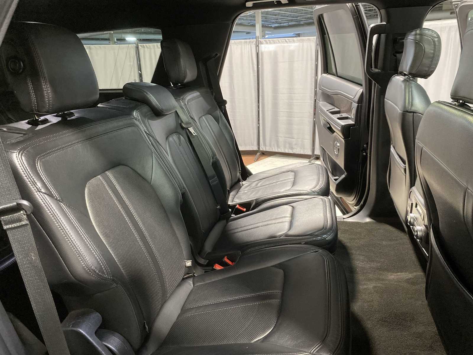 Thumbnail: 2019 Ford Expedition - 12